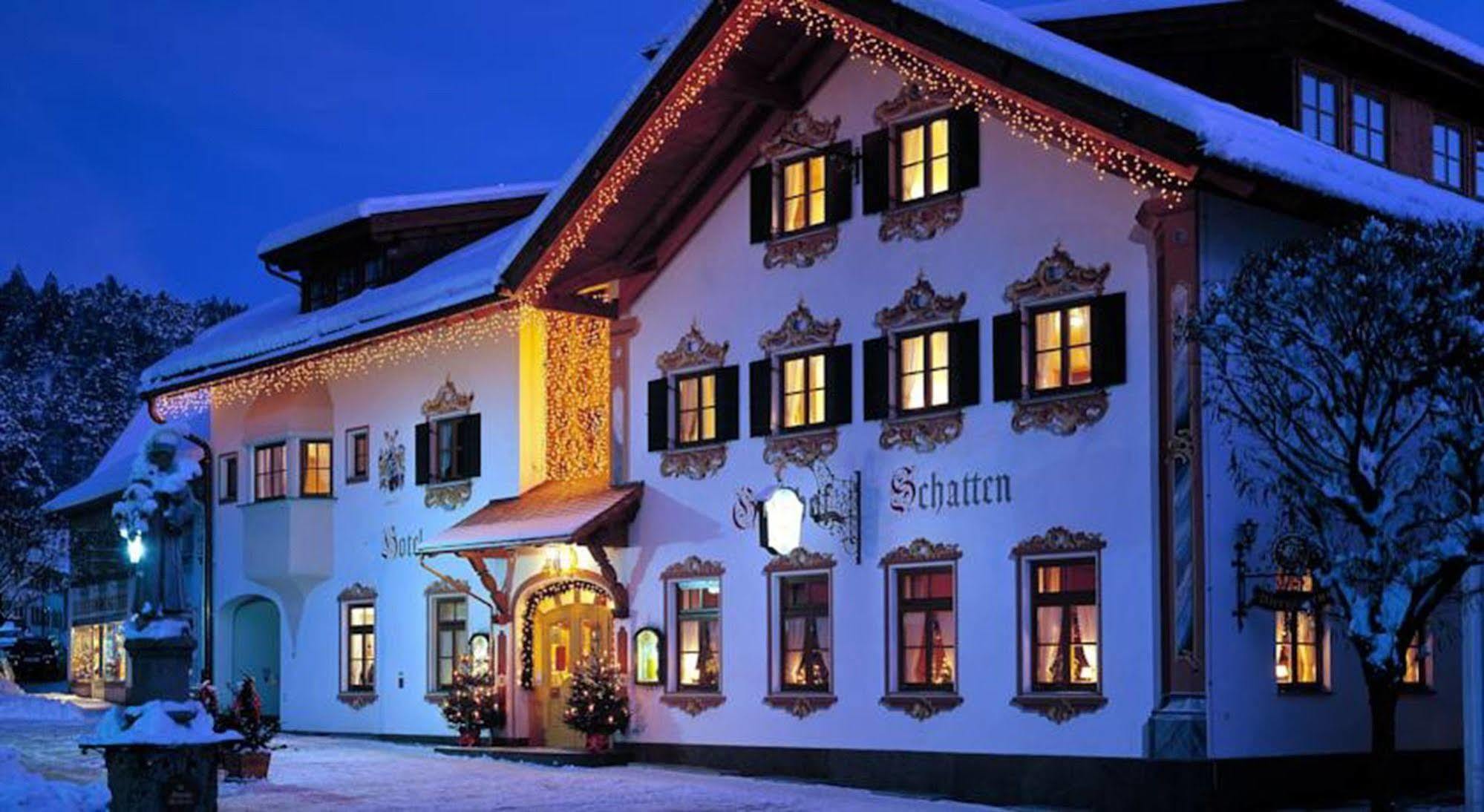 Hotel Schatten ガルミッシュ・パルテンキルヒェン エクステリア 写真